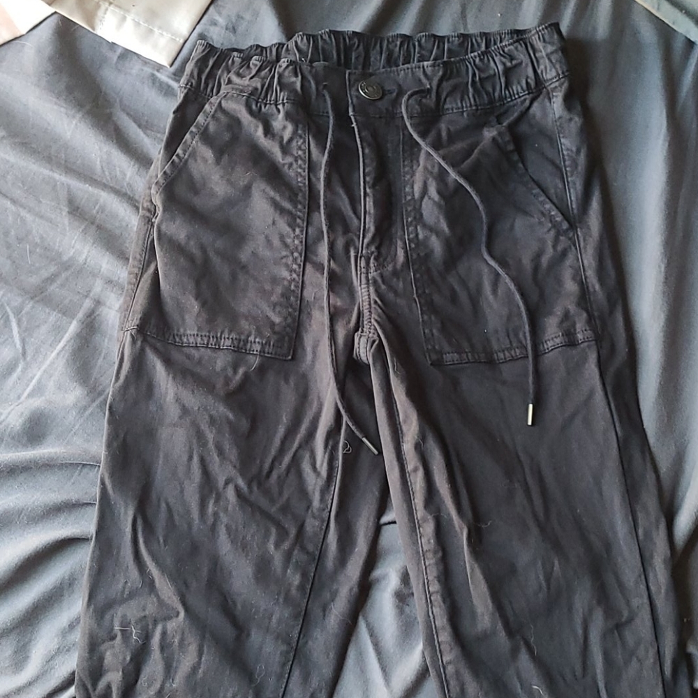 American Eagle Cargo joggers